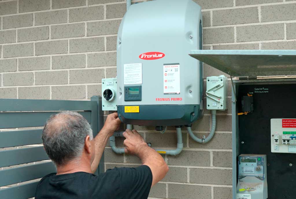 Installing Fronius inverter